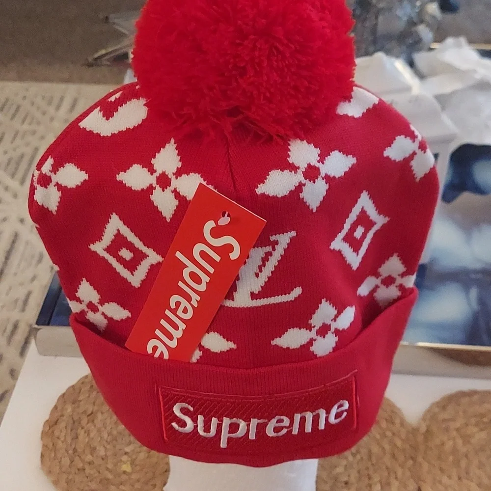 Fashion Beanie W/Logo